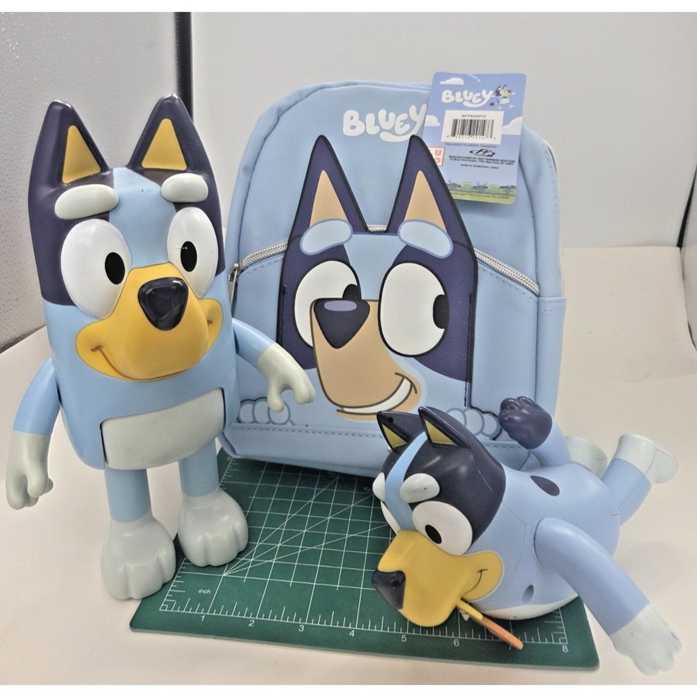 Bluey Character Kids 8"x10"x3" Blue Unisex NWT Backpack + 2 Pre-Owned Bluey Toys